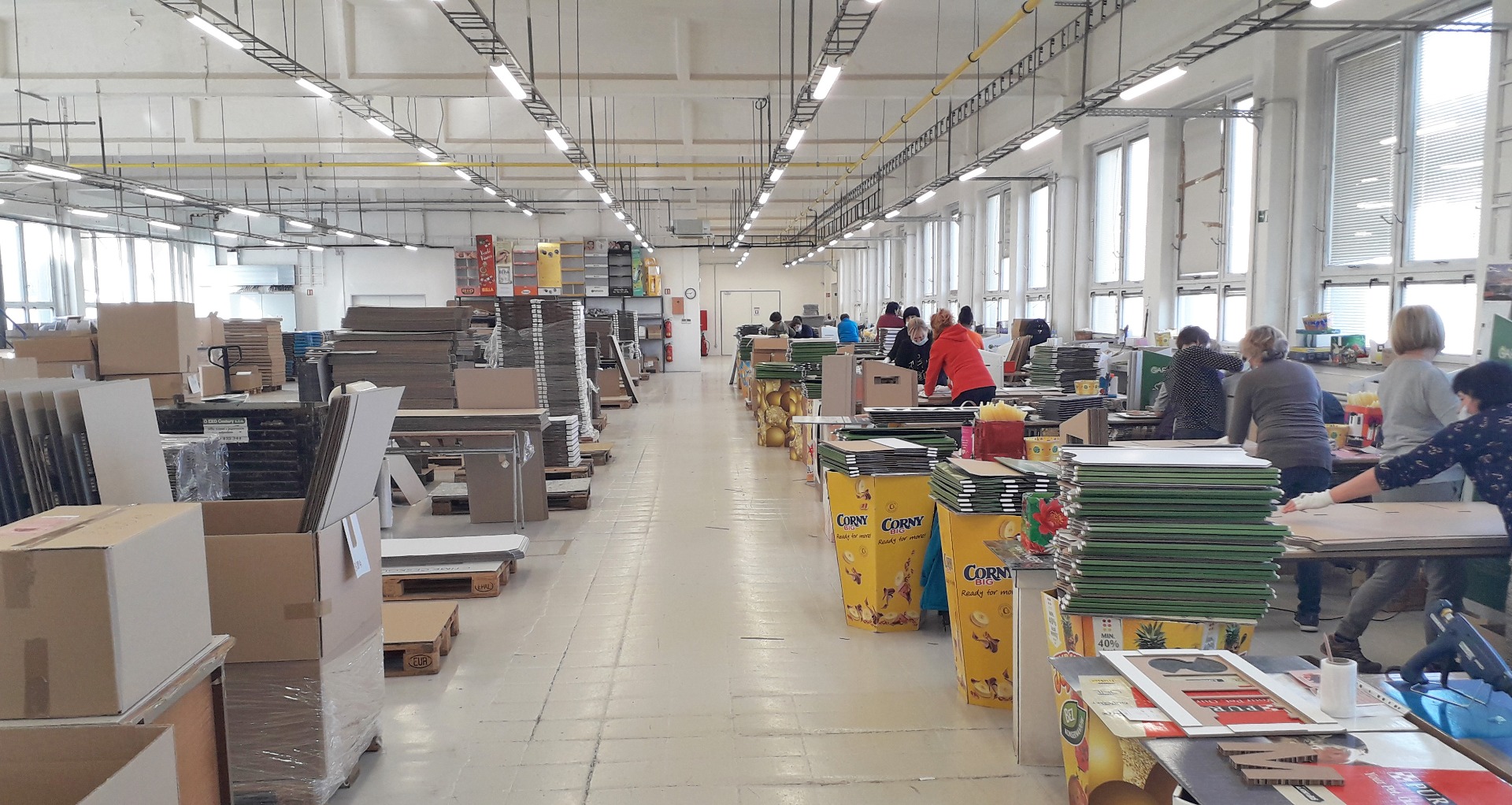 Kompletační prostory